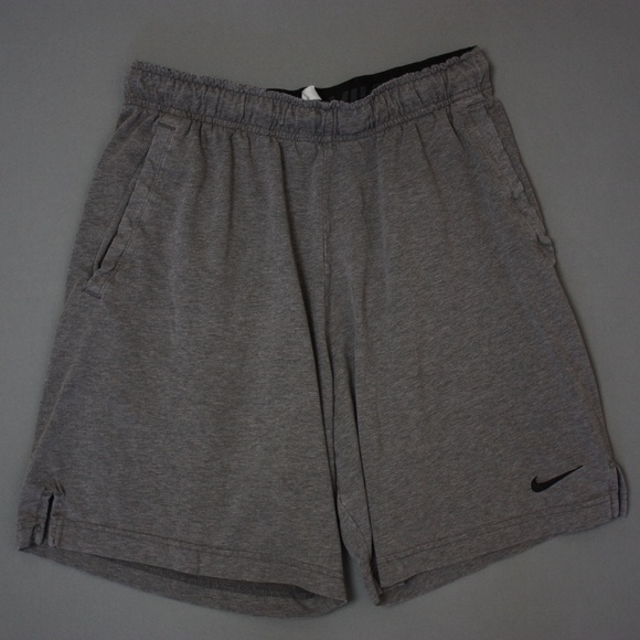 Nike shorts - Picture 1 of 2